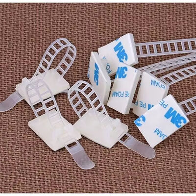 Bom preço Conjunto de abraçadeiras de nylon 66 de alta qualidade da marca LC, 30mm, pretas, autoadesivas, montáveis, com base segura para agrupar fios on-line